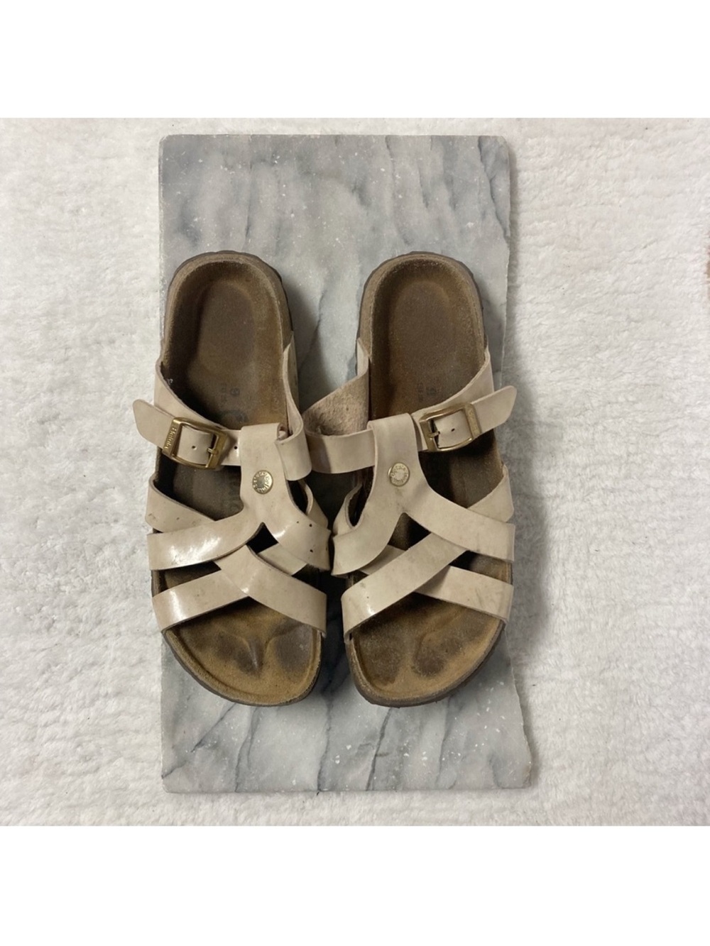 Betula by Birkenstock Licorice Sandals Size 9 Patent Leather Multi-Strap Cream